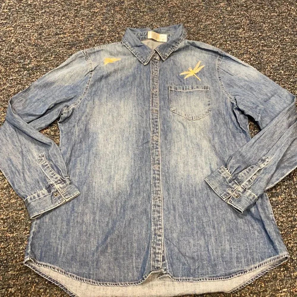 Time and Tru Denim Top sz. M